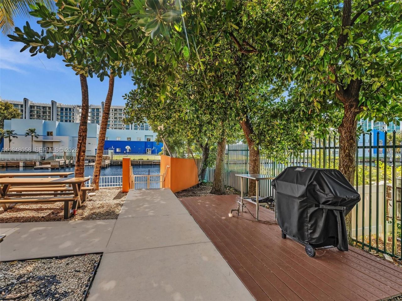 3340 NE 190th St, Unit 704, Aventura, FL 33180 Photo