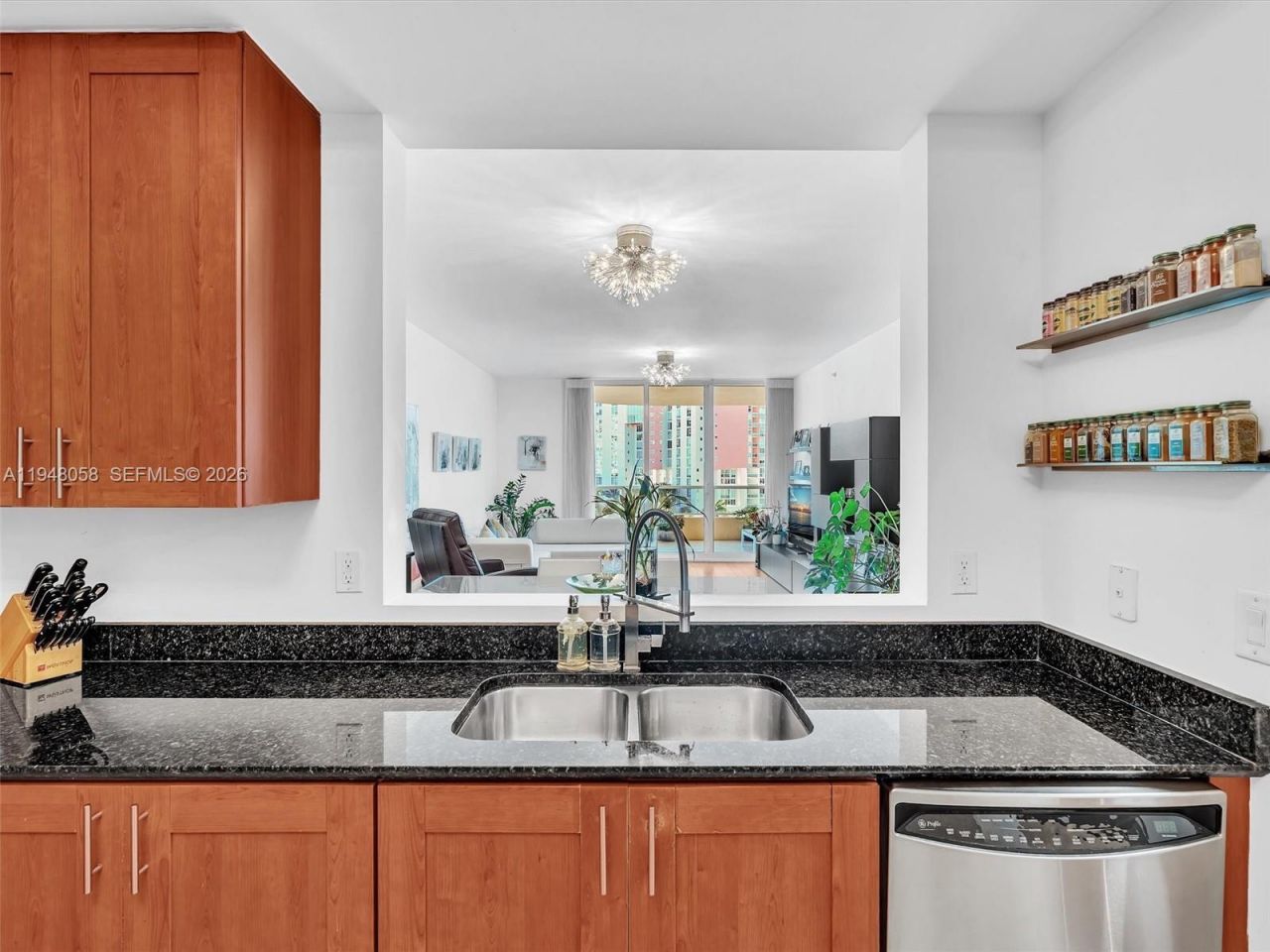 3340 NE 190th St, Unit 704, Aventura, FL 33180 Photo