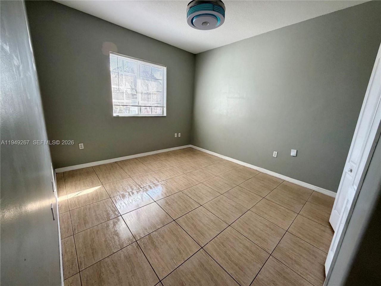 15364 SW 32nd Ter, Miami, FL 33185 Photo