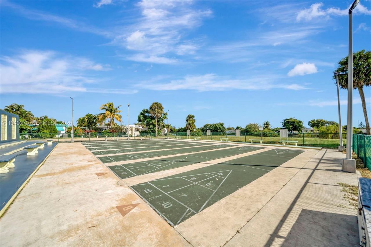 5208 SW 34th St, Davie, FL 33314 Photo