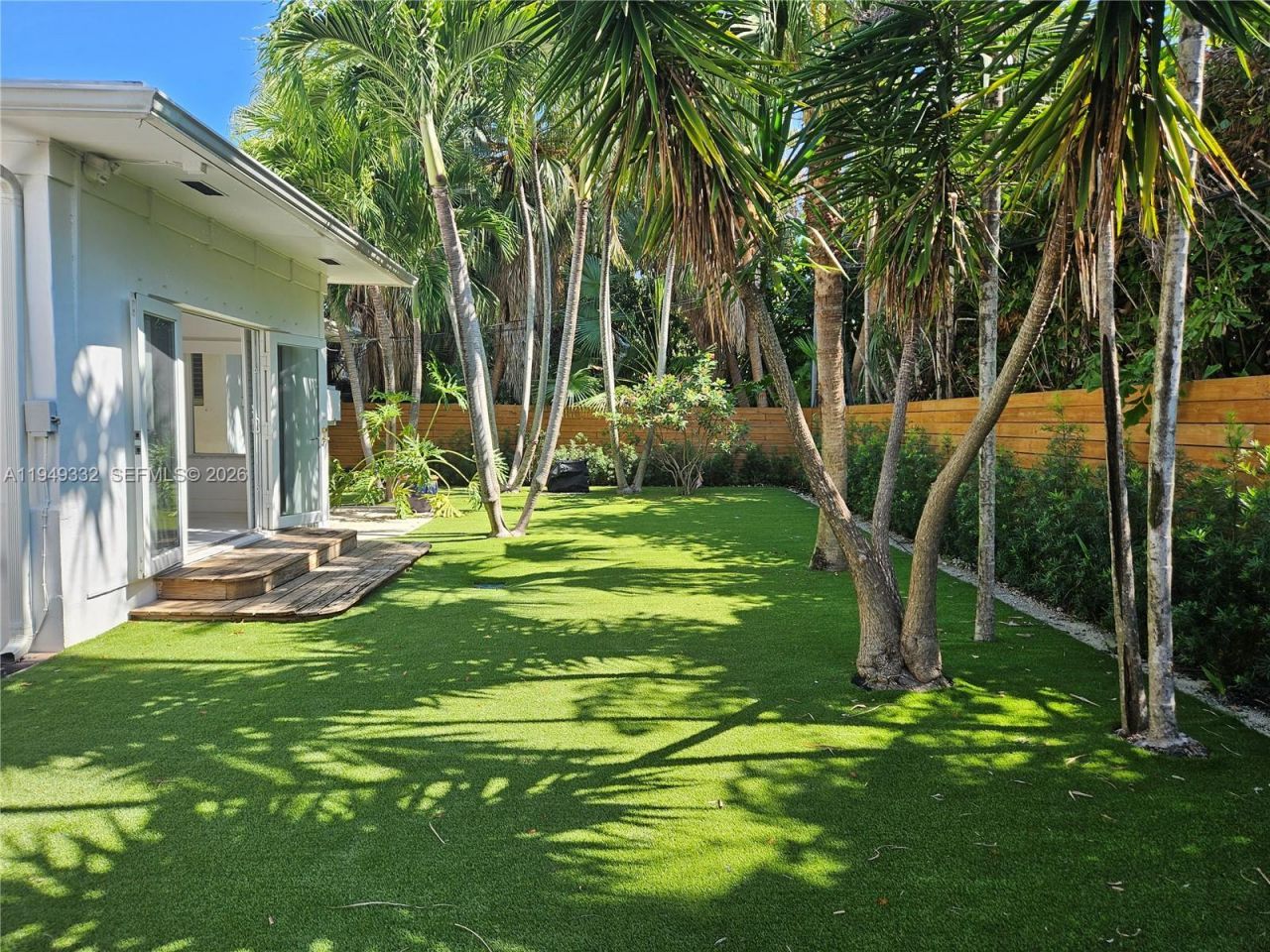 1070 N Shore Dr, Miami Beach, FL 33141 Photo