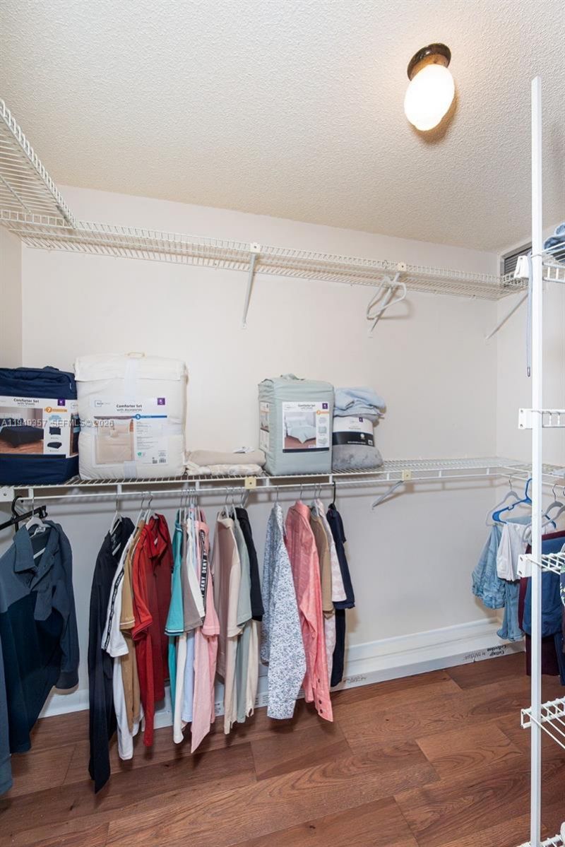 3515 Village Blvd, Unit 206, West Palm Beach, FL 33409 Photo