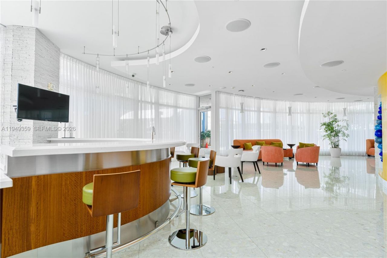 3801 Collins Ave, Unit 1105, Miami Beach, FL 33140 Photo