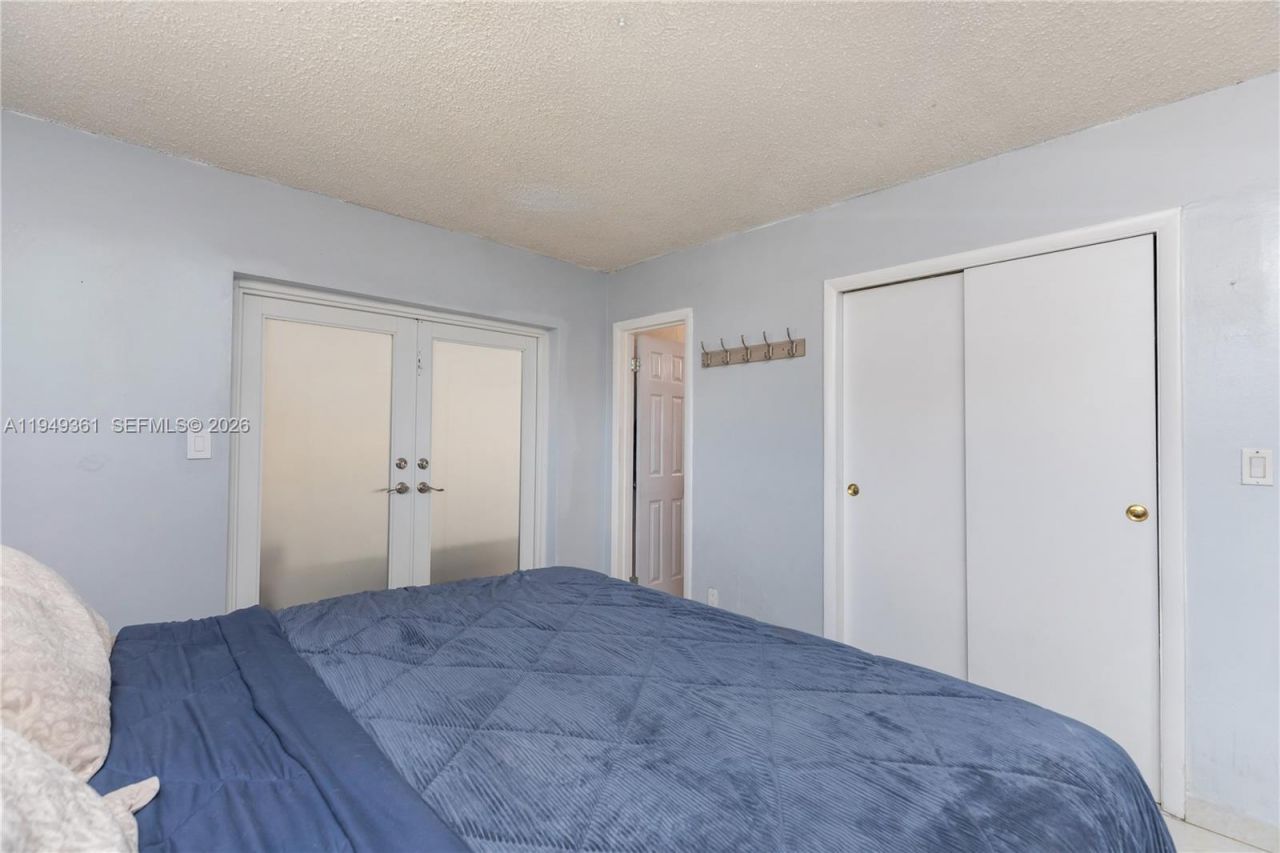 1211 NW 179th St, Miami Gardens, FL 33169 Photo