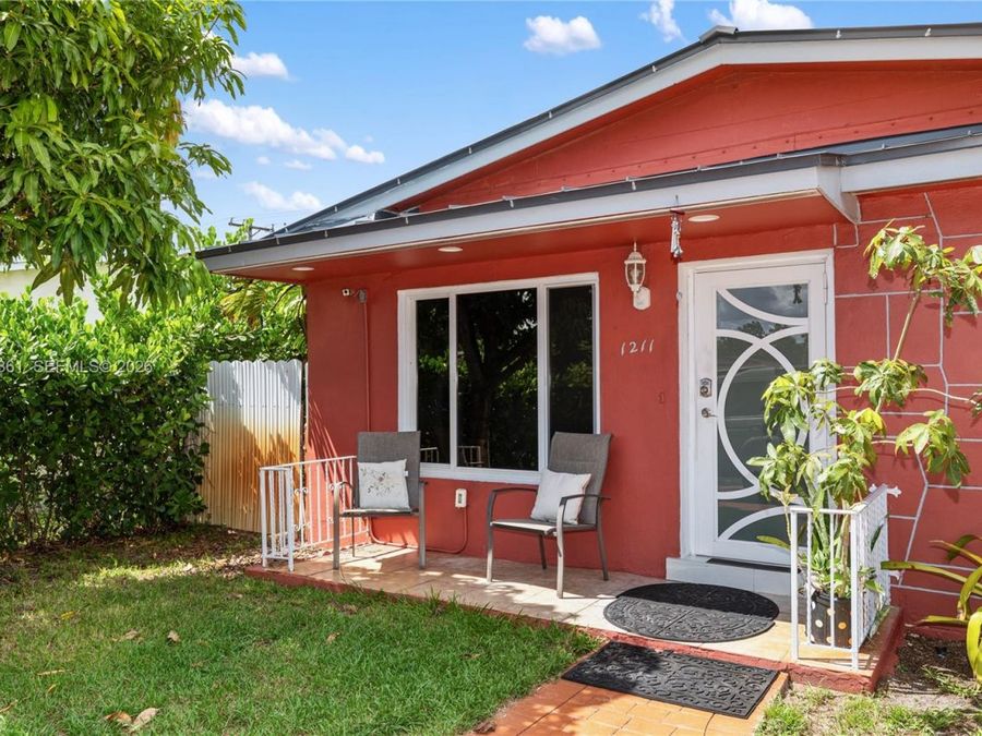 Property Image 4