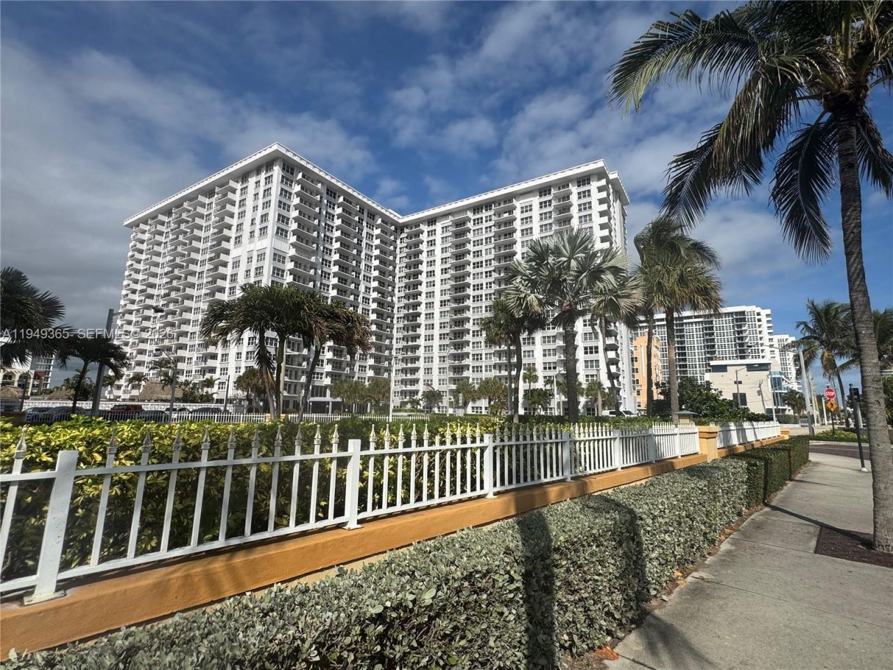 405 N Ocean Blvd, Unit 1528, Pompano Beach, FL 33062 Photo