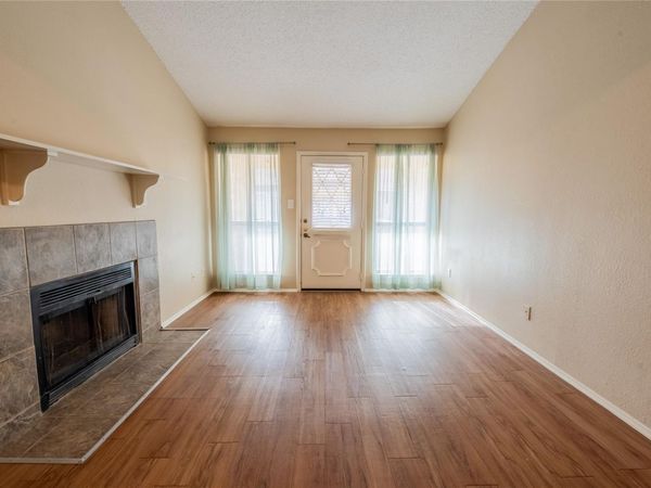 806 W 24th ST, Unit 320, Austin, TX 78705