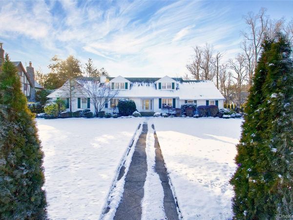 380 Stewart Avenue, Garden City, NY 11530