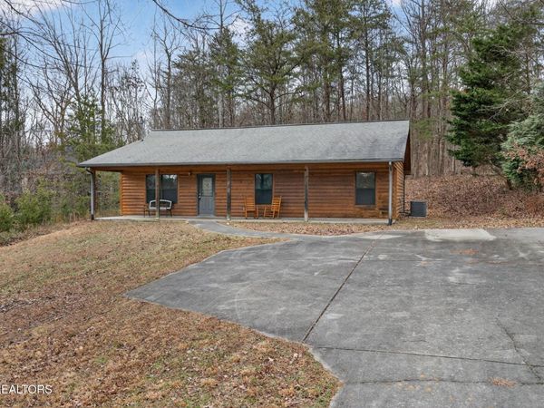 268 Burning Oaks Drive, Sevierville, TN 37876