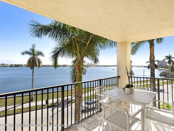 1801 N Flagler Drive, Unit 401, West Palm Beach, FL 33407