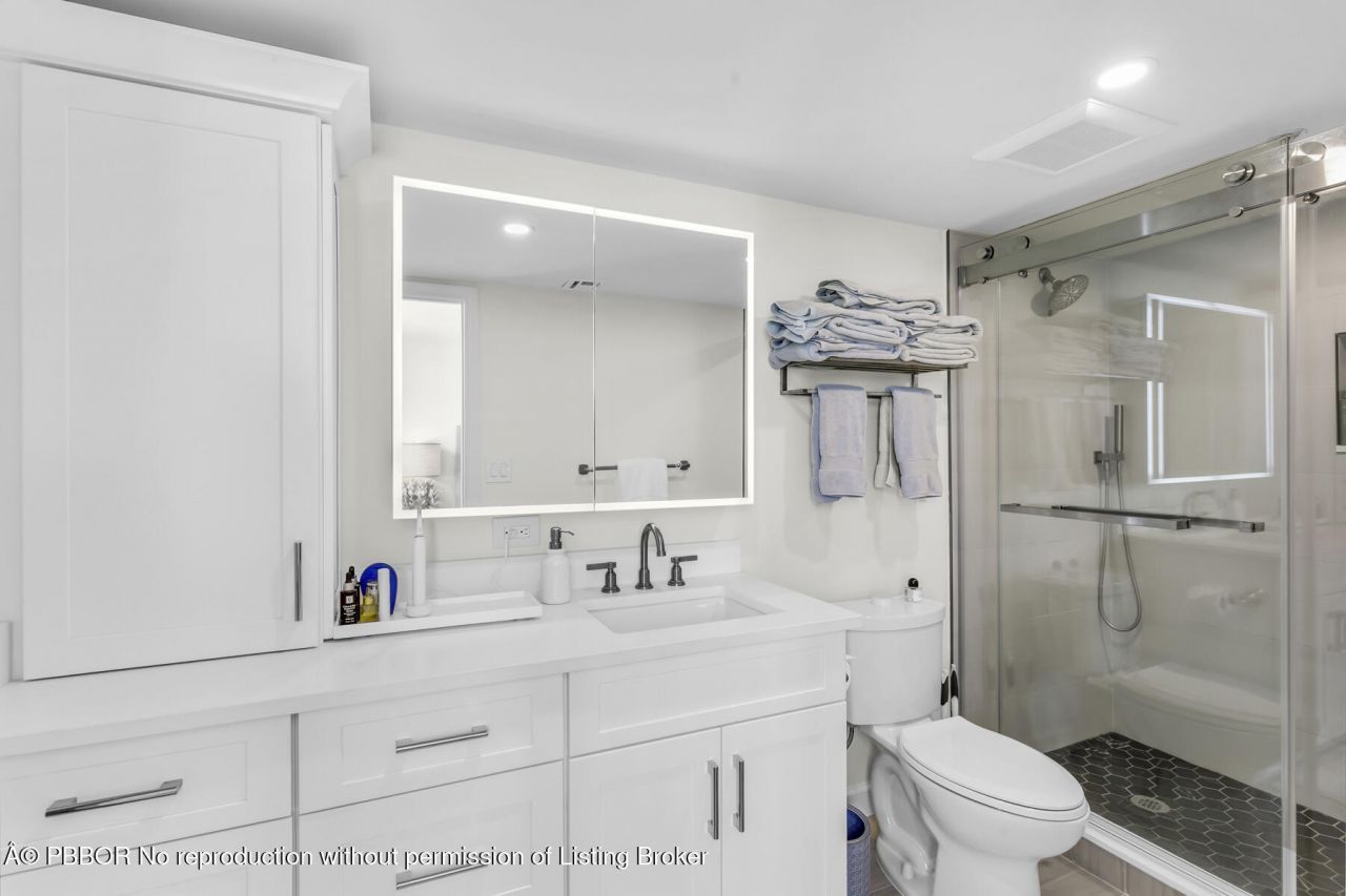 1801 N Flagler Drive, Unit 401, West Palm Beach, FL 33407 Photo