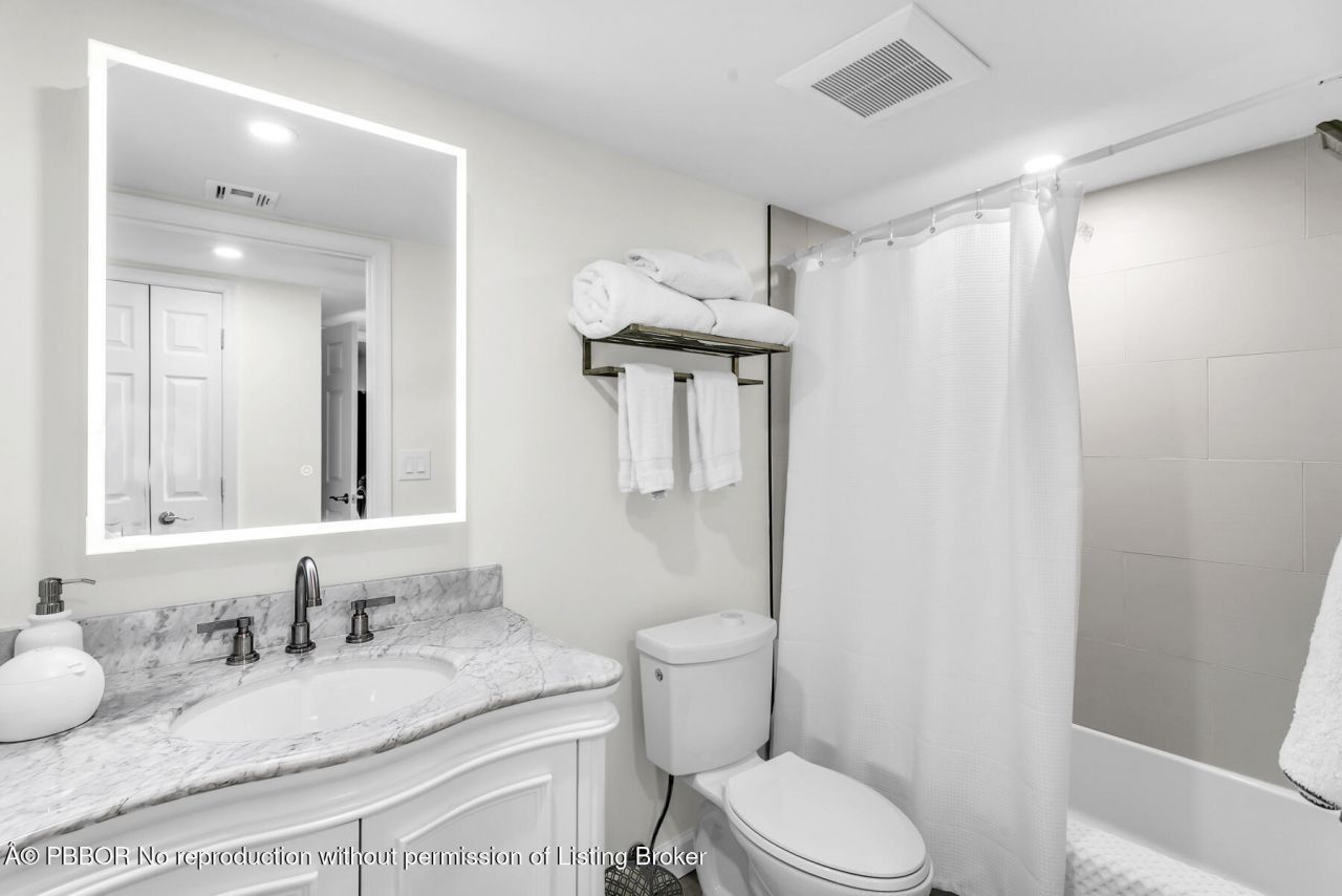 1801 N Flagler Drive, Unit 401, West Palm Beach, FL 33407 Photo