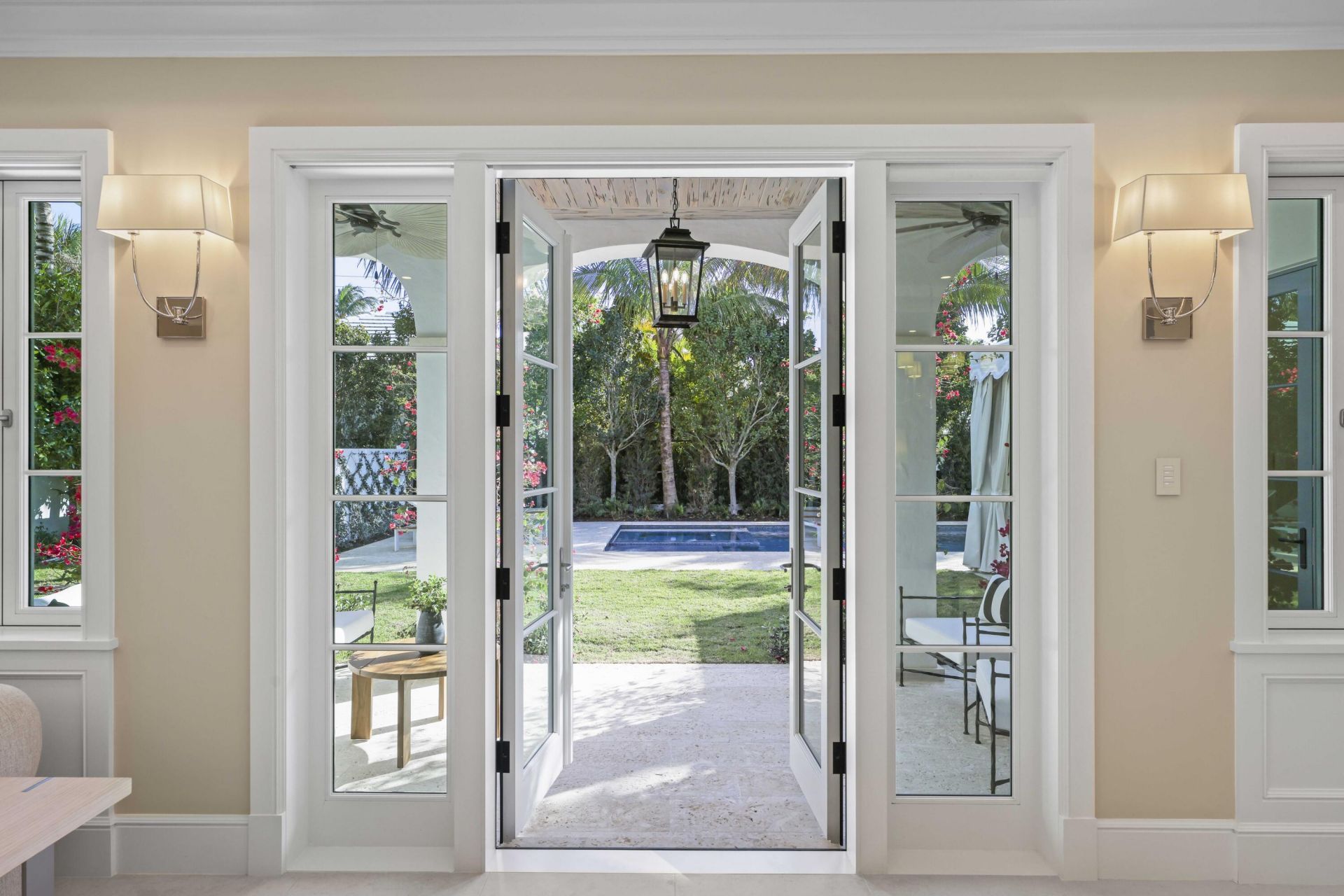 350 Seabreeze Avenue, Palm Beach, FL 33480 Photo