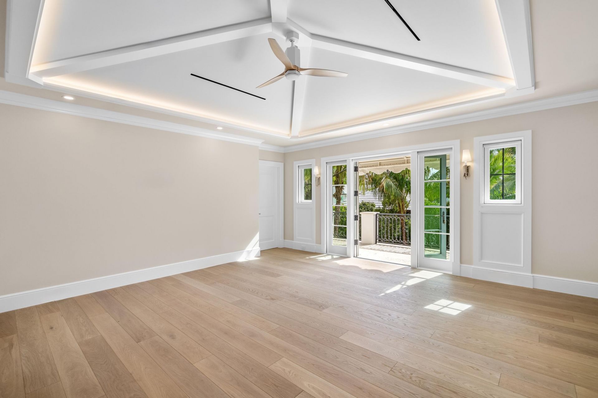 350 Seabreeze Avenue, Palm Beach, FL 33480 Photo