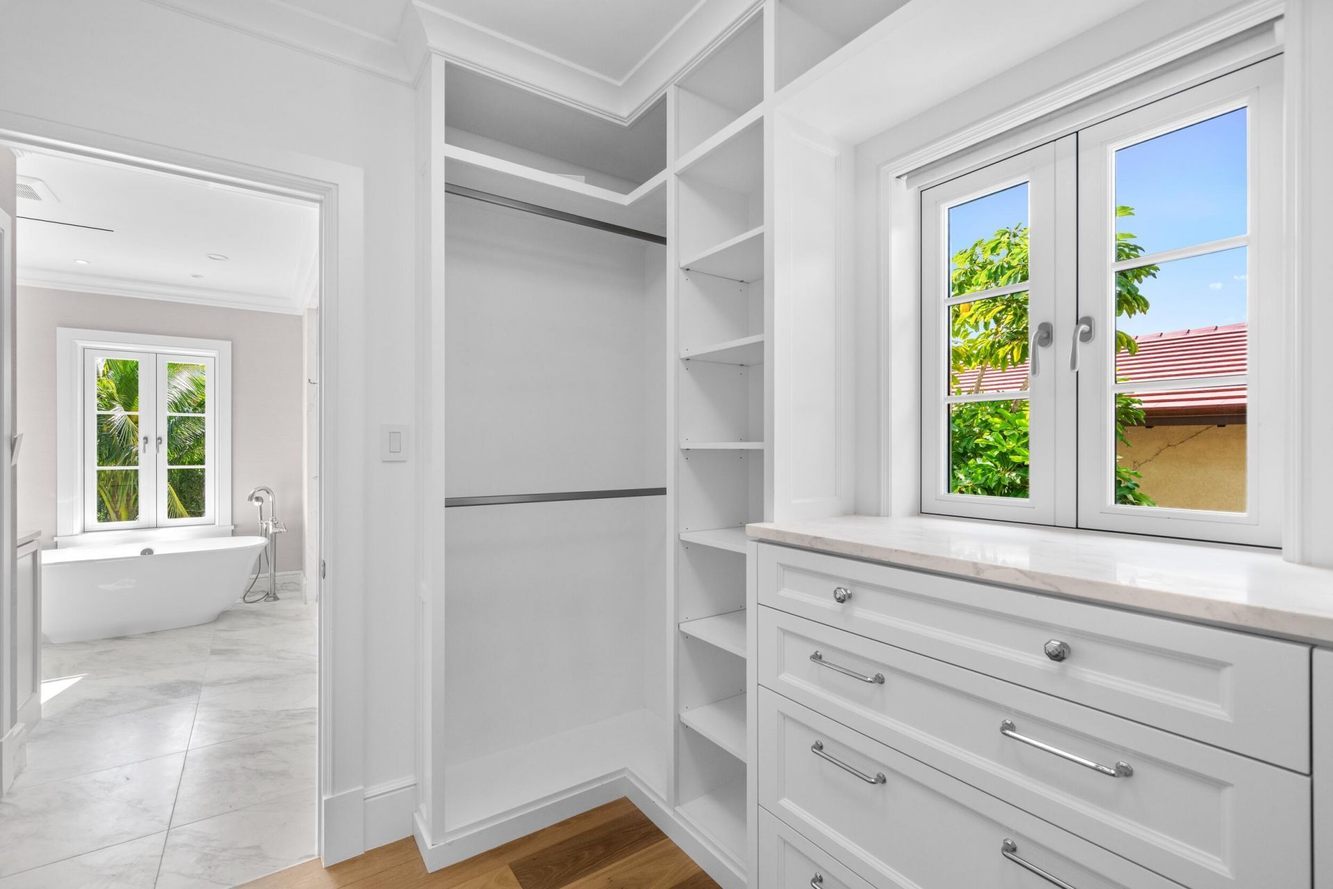 350 Seabreeze Avenue, Palm Beach, FL 33480 Photo