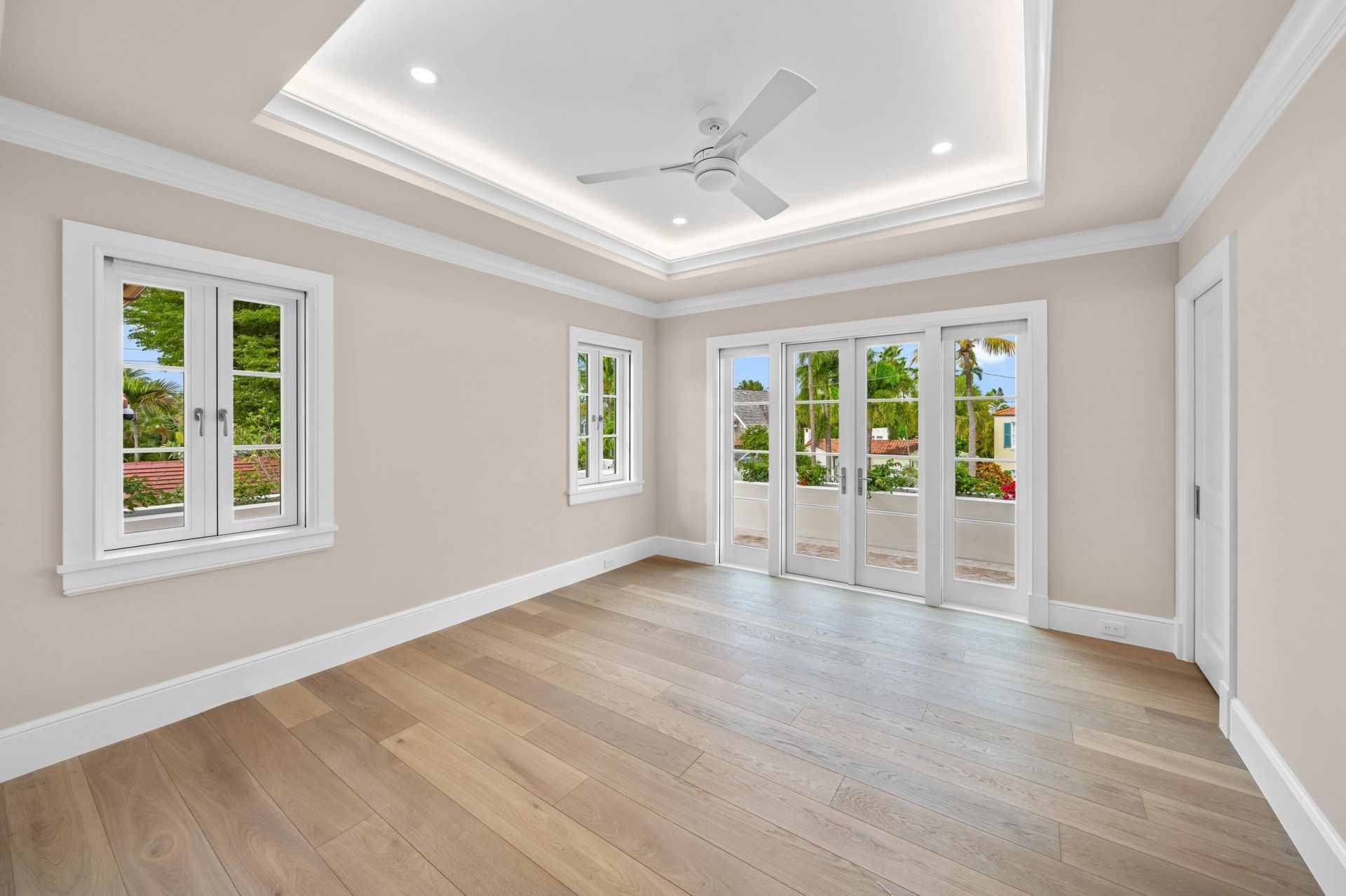 350 Seabreeze Avenue, Palm Beach, FL 33480 Photo