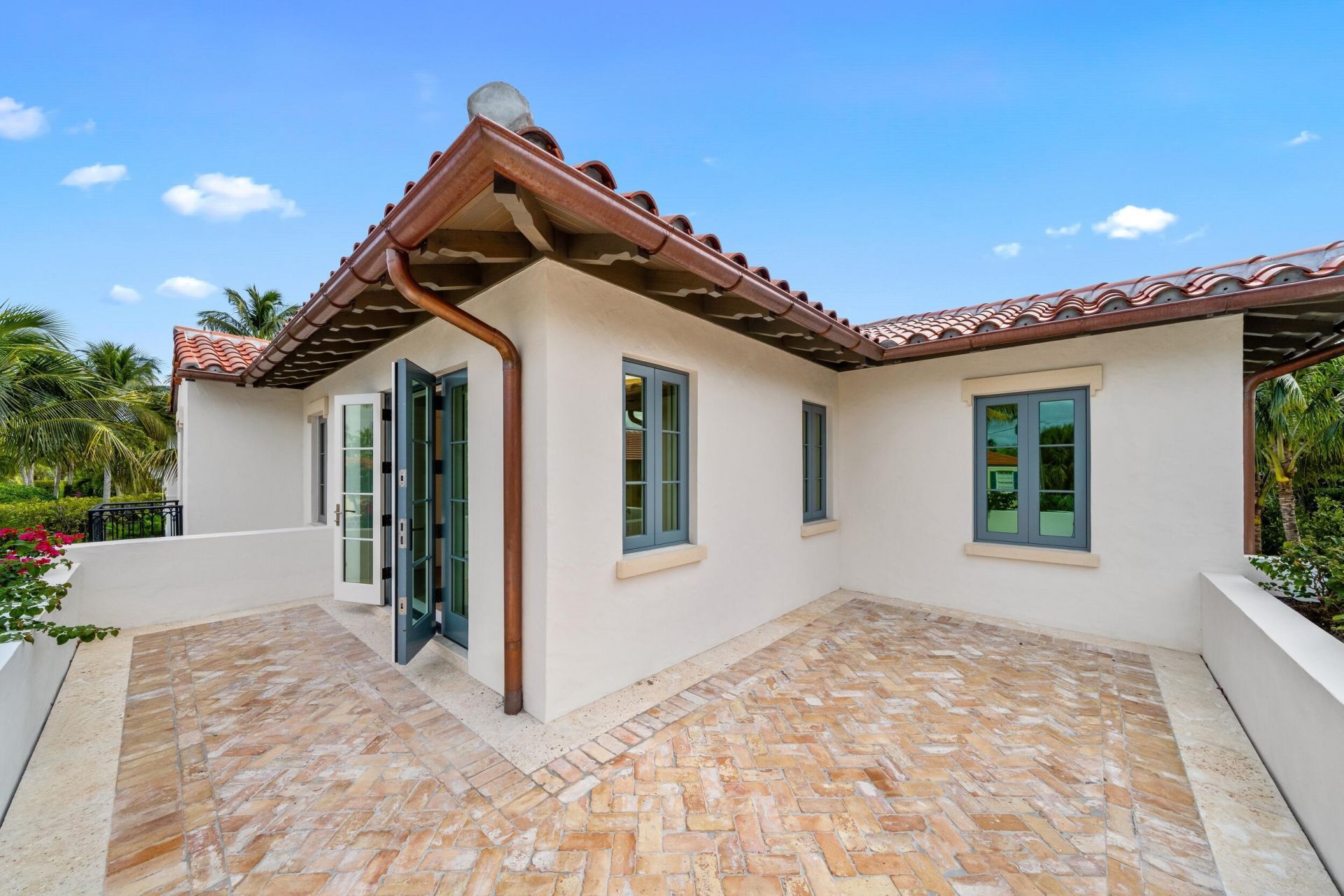 350 Seabreeze Avenue, Palm Beach, FL 33480 Photo