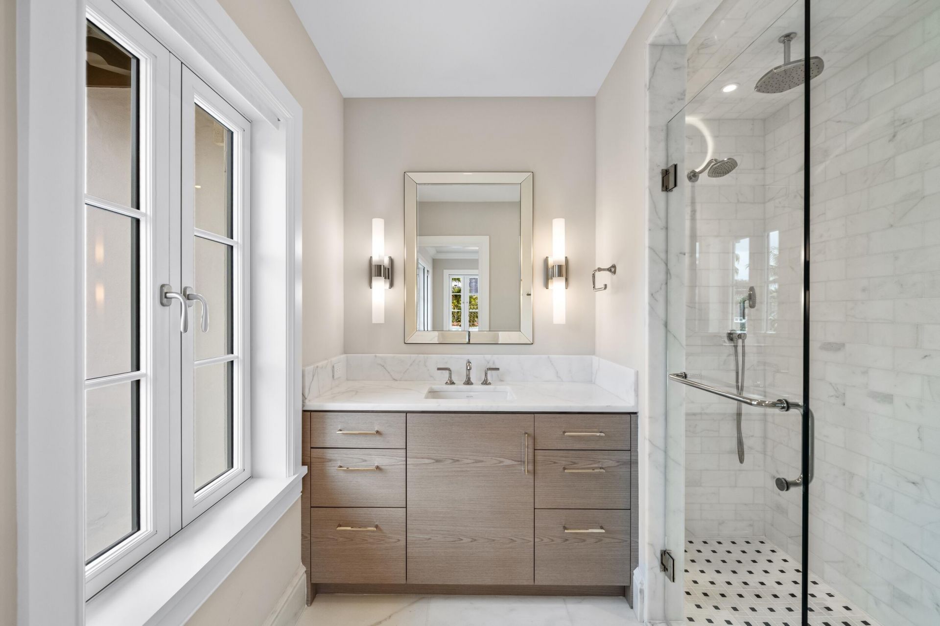 350 Seabreeze Avenue, Palm Beach, FL 33480 Photo