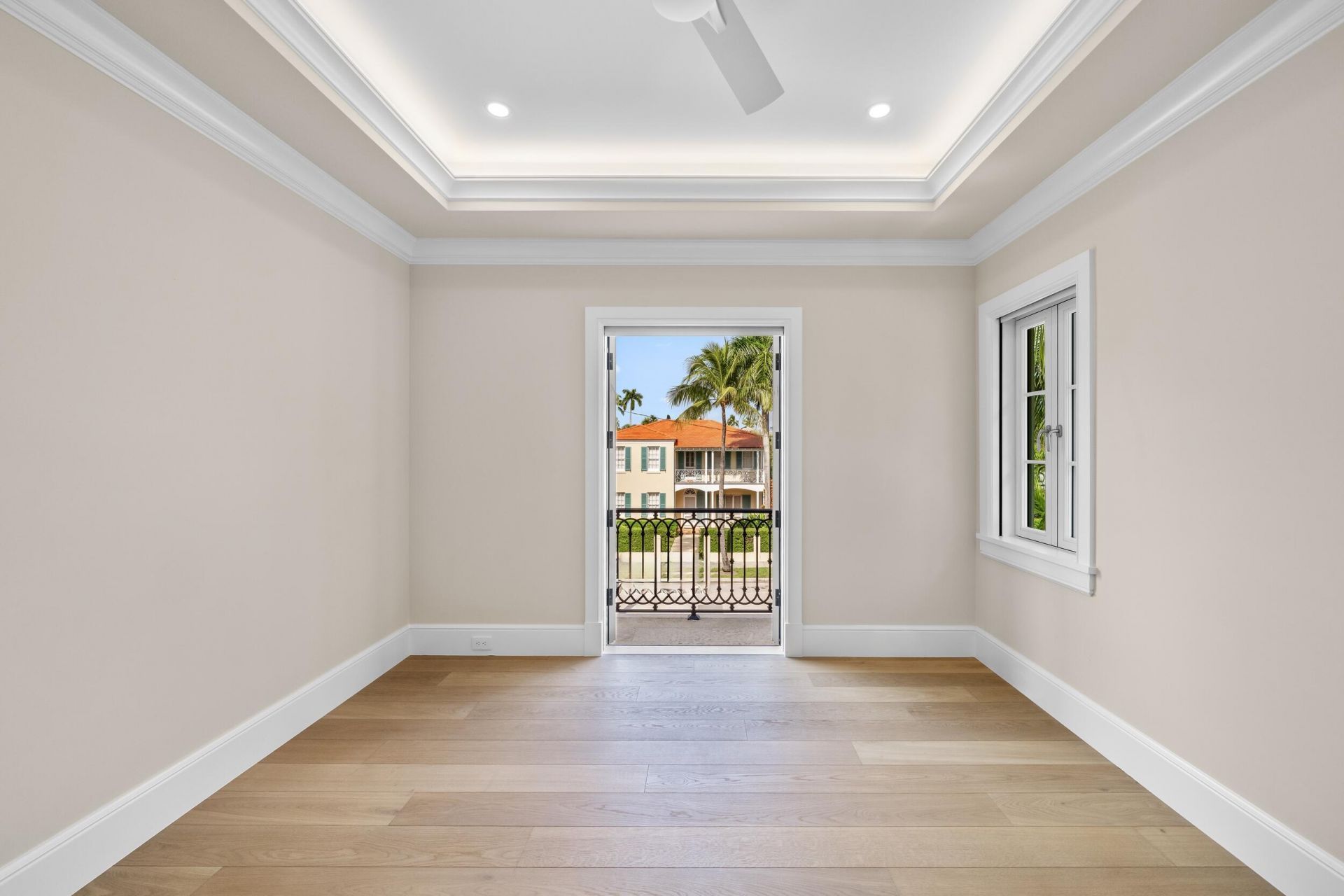 350 Seabreeze Avenue, Palm Beach, FL 33480 Photo