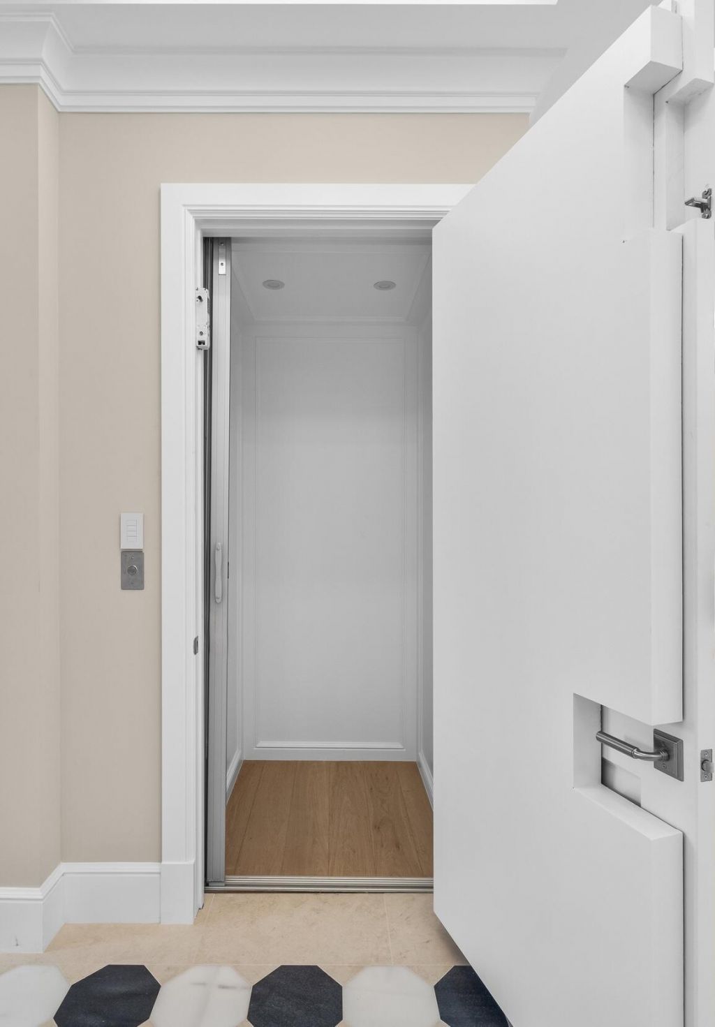 350 Seabreeze Avenue, Palm Beach, FL 33480 Photo