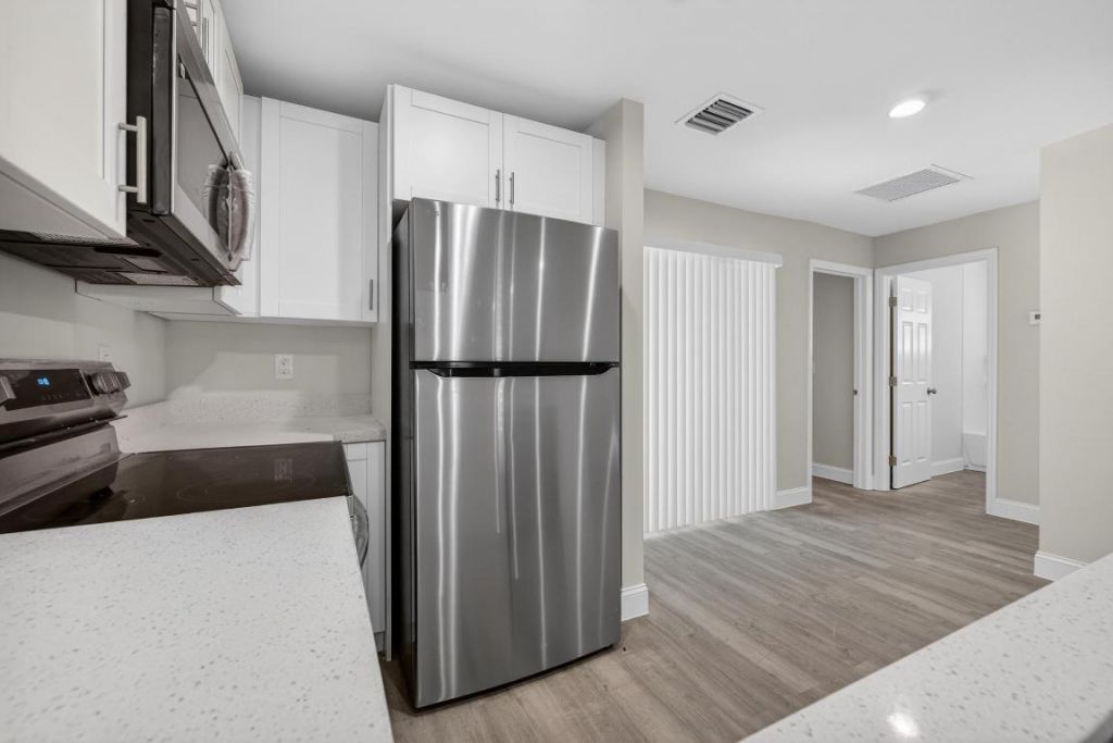 706 Dundas Court, Fort Pierce, FL 34950 Photo