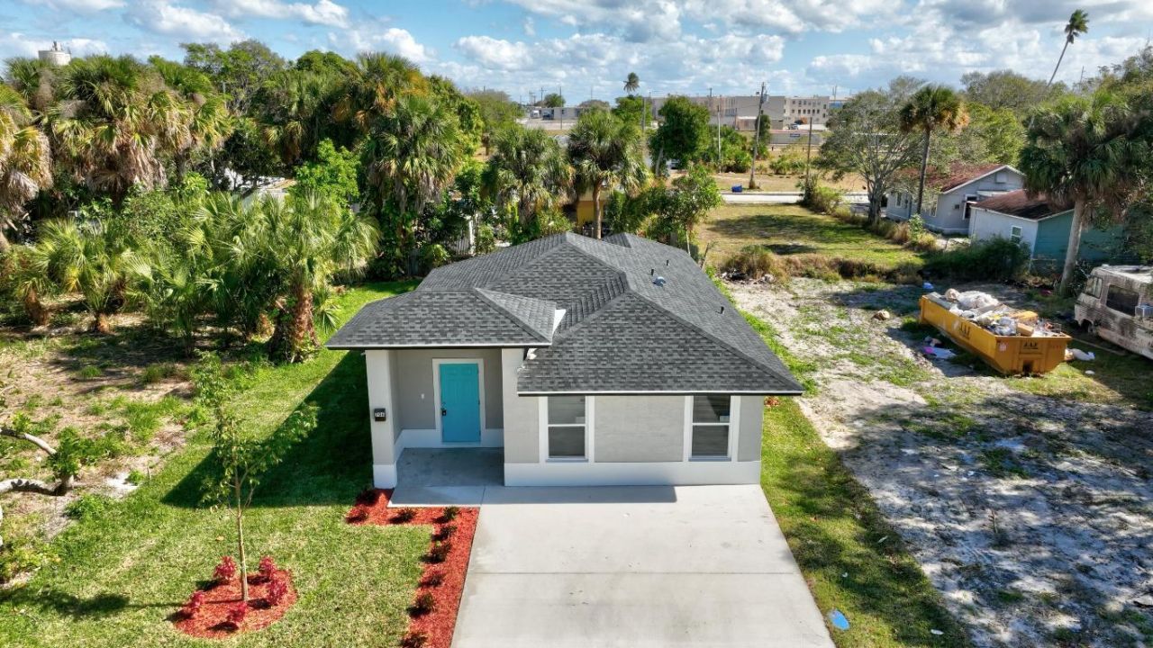 706 Dundas Court, Fort Pierce, FL 34950 Photo