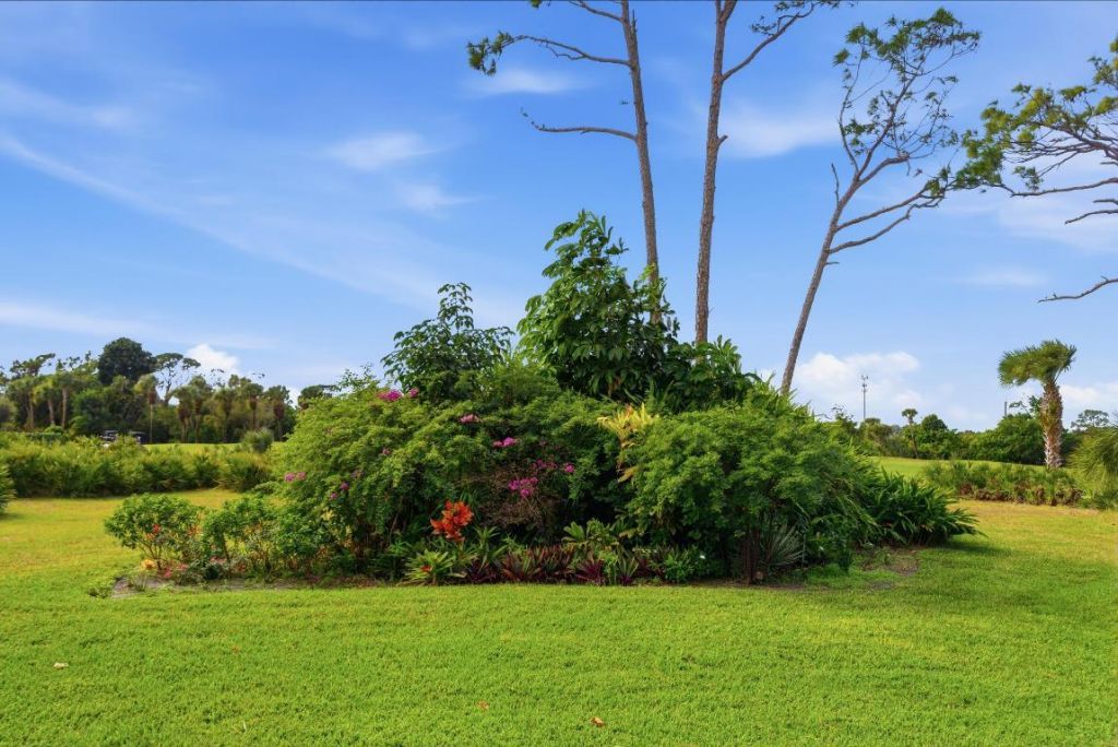 5081 SE Burning Tree Circle, Stuart, FL 34997 Photo