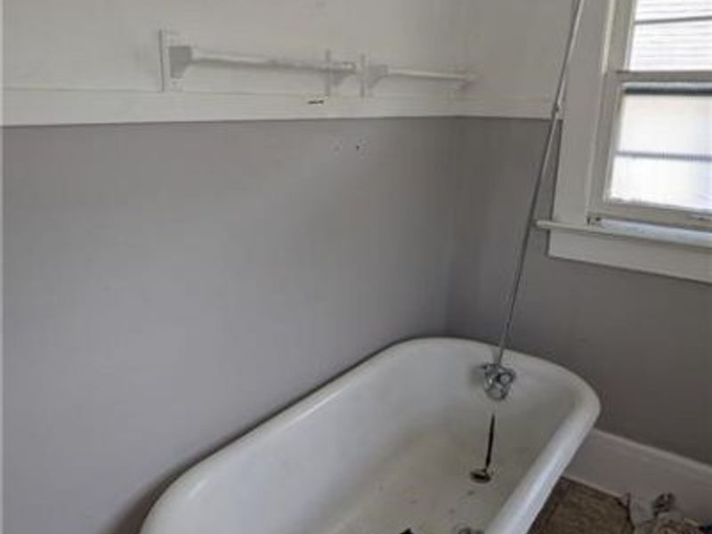 2242 East Avenue, Akron, OH 44314 Photo 13