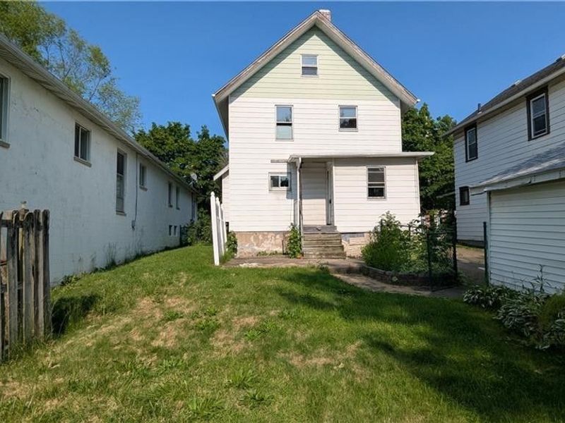 2242 East Avenue, Akron, OH 44314 Photo 3