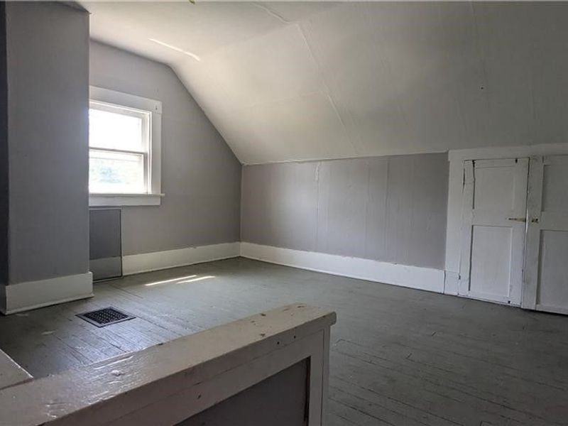 2242 East Avenue, Akron, OH 44314 Photo 6