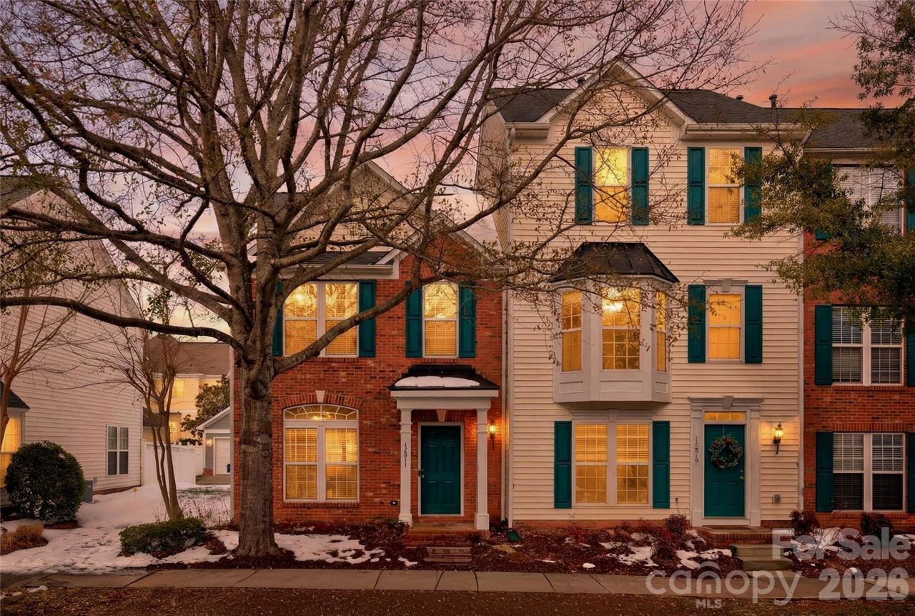 12811 Bullock Greenway Boulevard, Charlotte, NC 28277 Main Photo