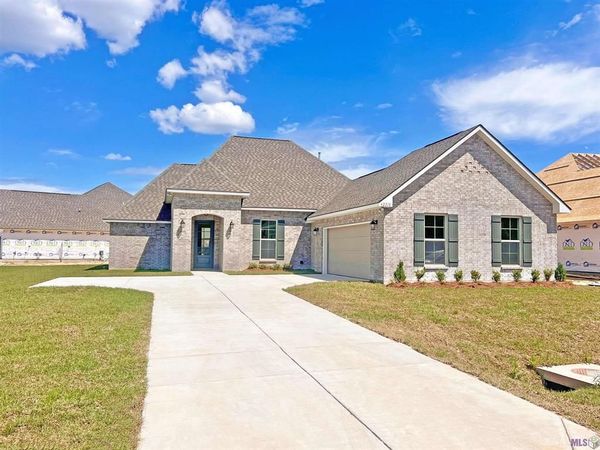 42218 Blue Bay Drive, Ponchatoula, LA 70454