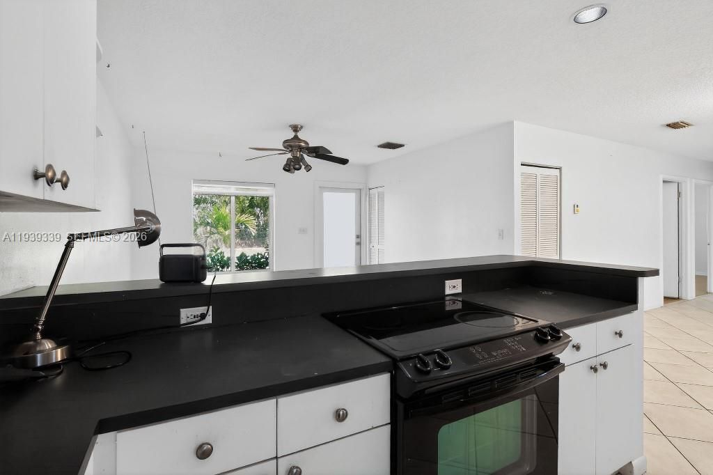 9900 SW 164th Ter, Miami, FL 33157 Photo