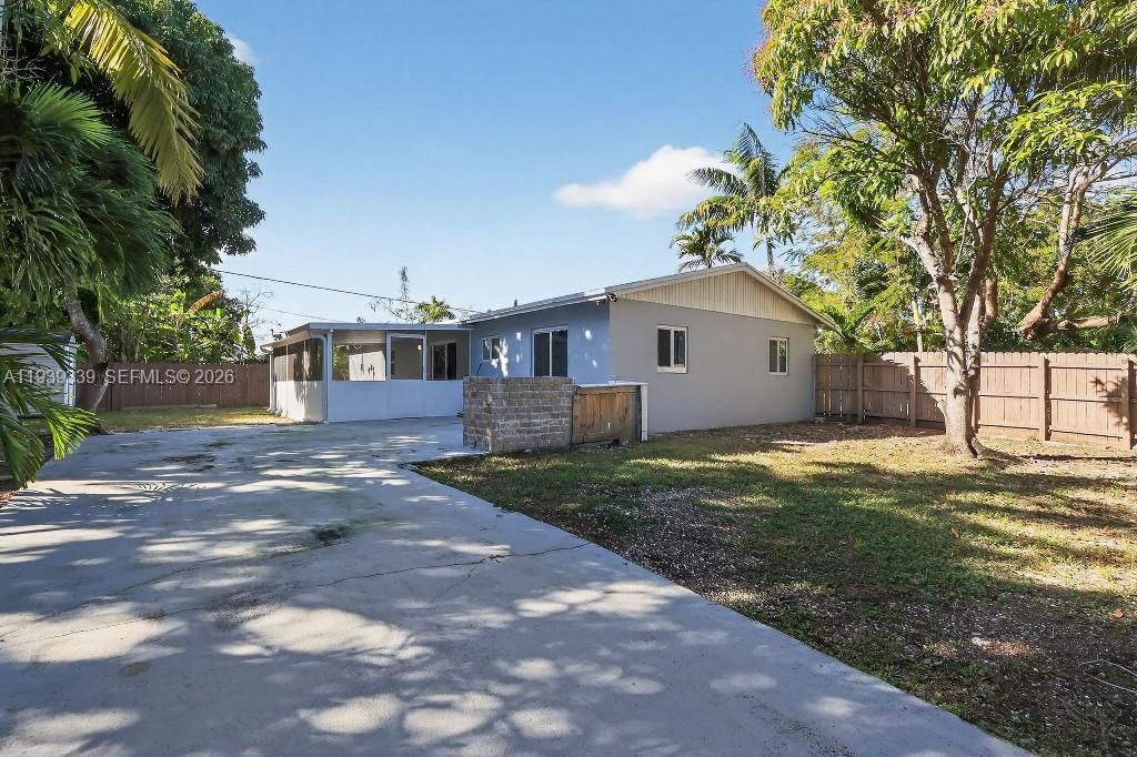 9900 SW 164th Ter, Miami, FL 33157 Photo