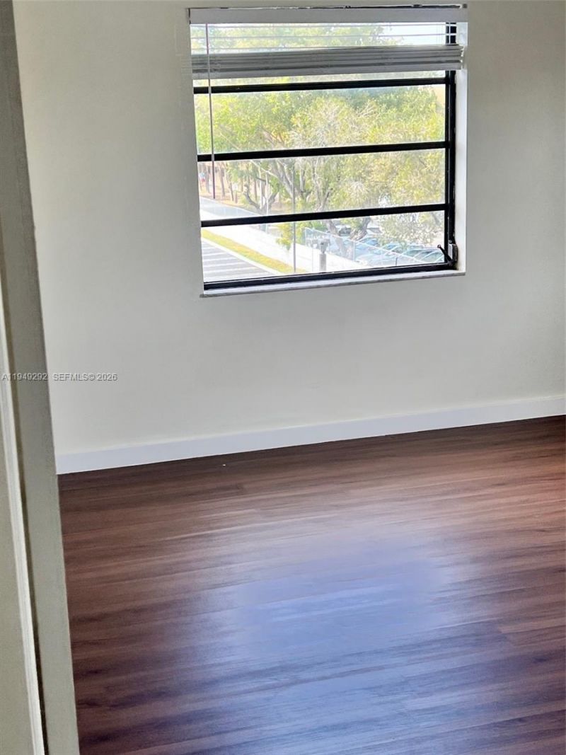 10431 N Kendall Dr, Unit D314, Miami, FL 33176 Photo