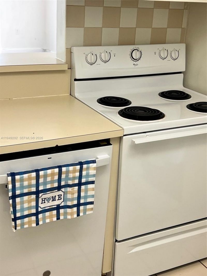 10431 N Kendall Dr, Unit D314, Miami, FL 33176 Photo