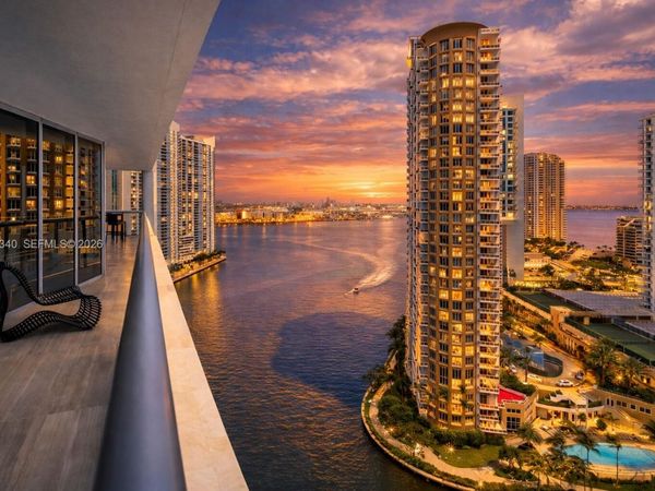 465 Brickell Ave, Unit 2101, Miami, FL 33131