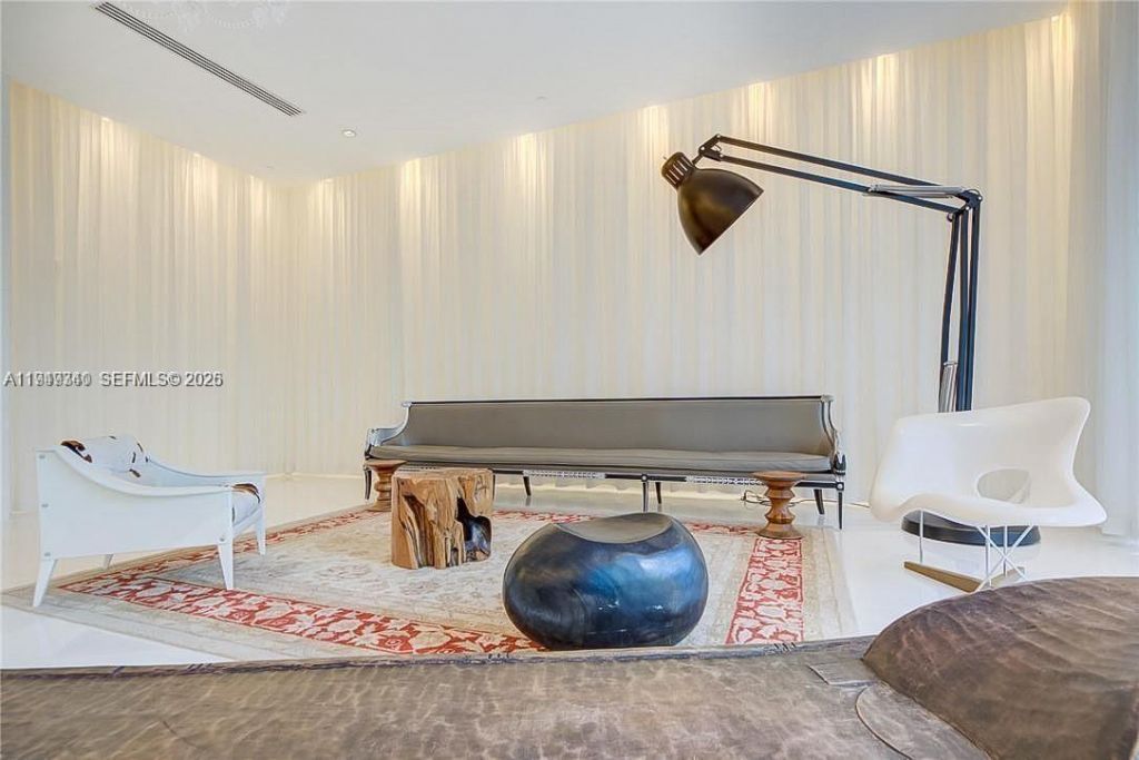 465 Brickell Ave, Unit 2101, Miami, FL 33131 Photo