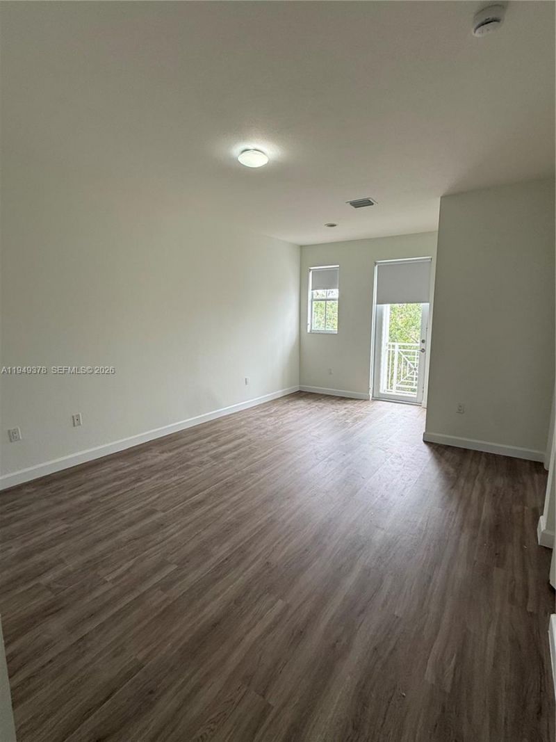 7412 NW 108th Path, Doral, FL 33178 Photo