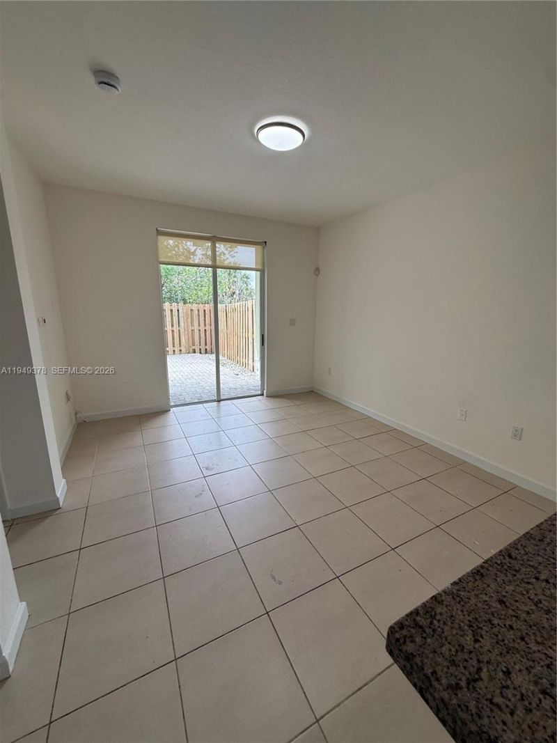 7412 NW 108th Path, Doral, FL 33178 Photo