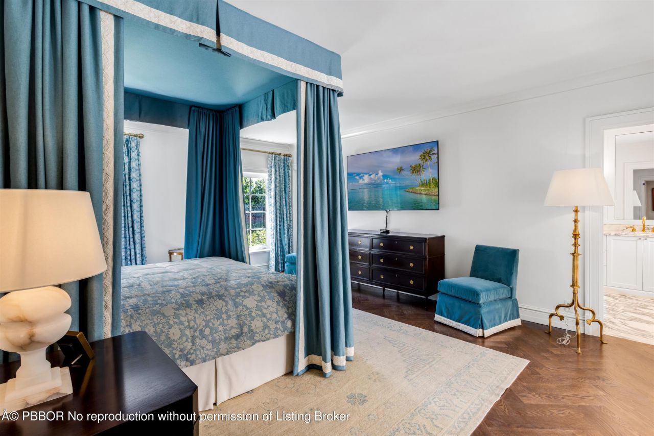 124 Woodbridge Road, Palm Beach, FL 33480 Photo