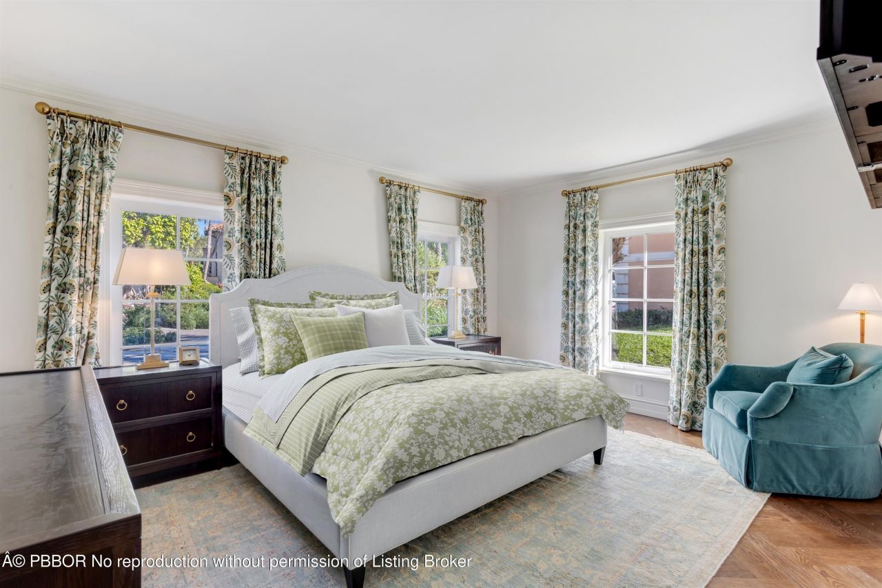 124 Woodbridge Road, Palm Beach, FL 33480 Photo