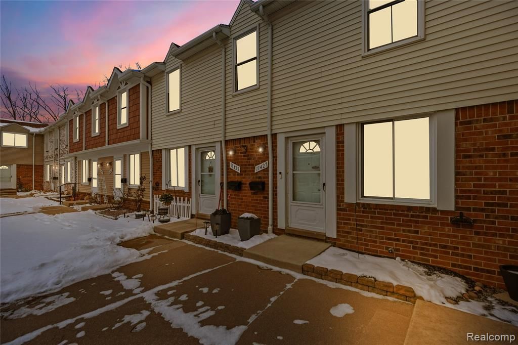 11427 Messmore, Utica, MI 48317 Main Photo