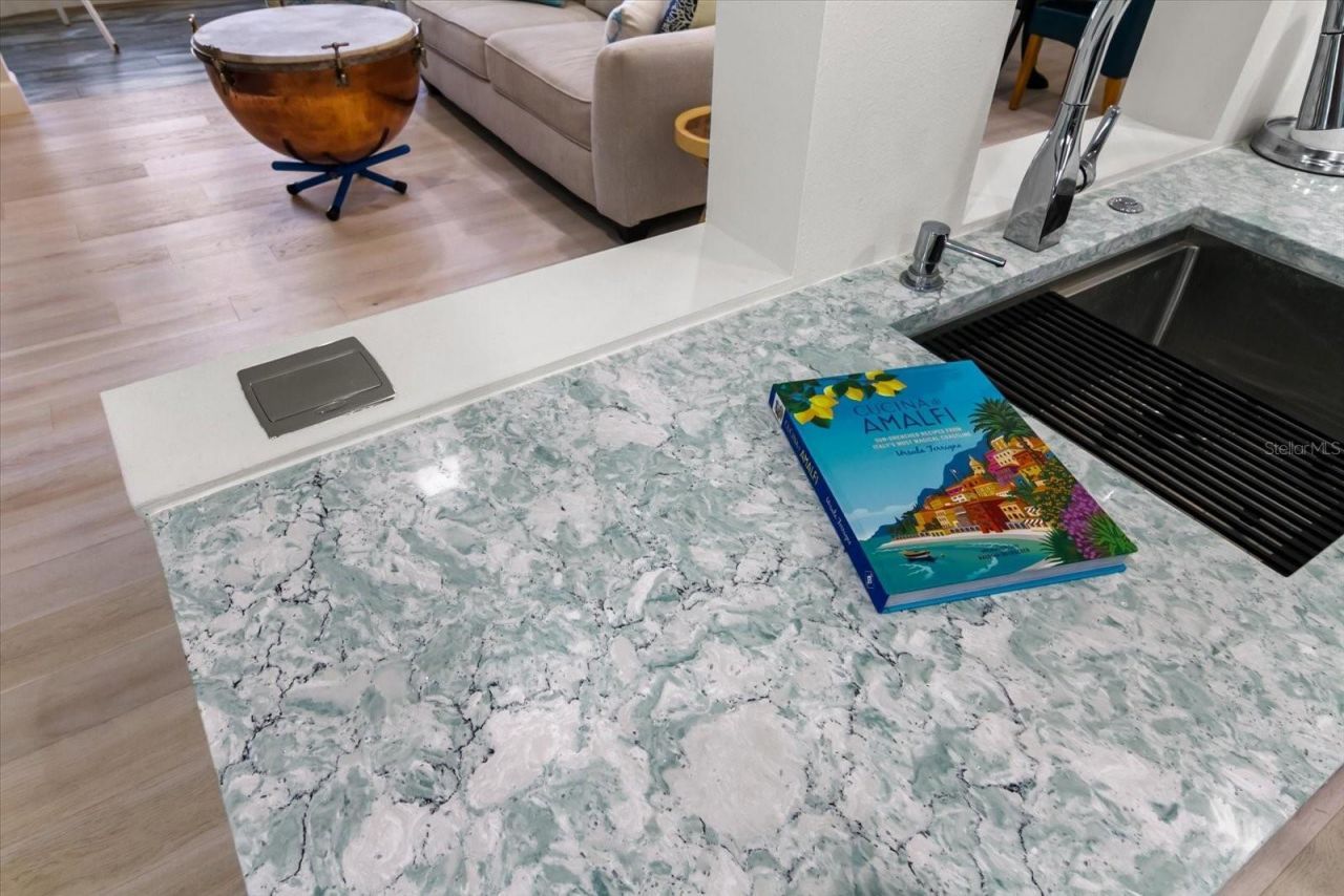 174 Golden Gate Point, Unit 32, Sarasota, FL 34236 Photo