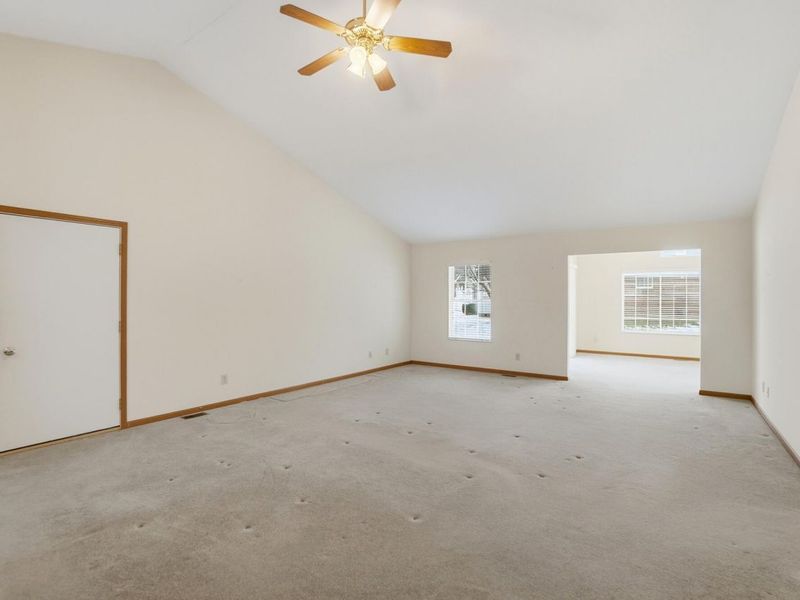 1711 Pinehurst Drive, Springfield, OH 45502 Photo 4