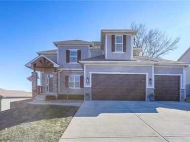 117 E Maple Street, Lone Jack, MO 64070