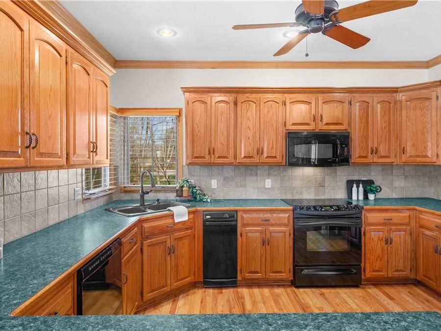 Property Image 23