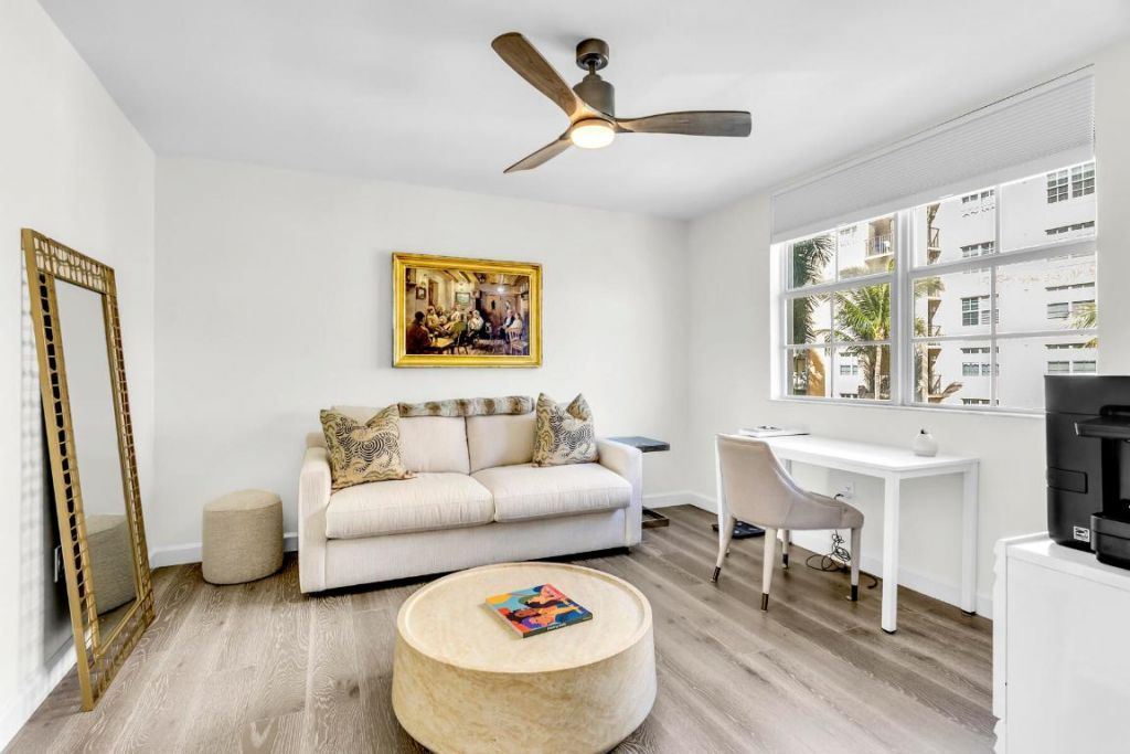 1801 N Flagler Drive, Unit 401, West Palm Beach, FL 33407 Photo