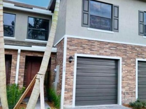 168 SE 5th Court, Deerfield Beach, FL 33441