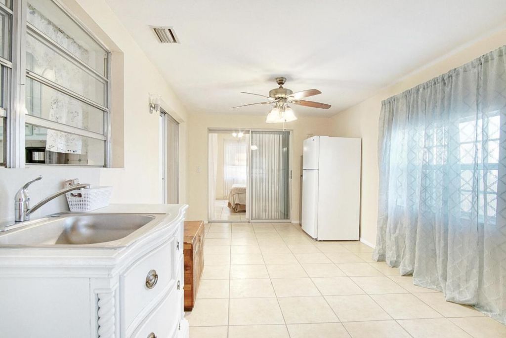 205 NE Ardsley Drive, Port Saint Lucie, FL 34983 Photo